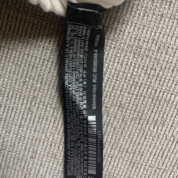 Zara Backless Knit top with contrast trim - Picture 5 of 5